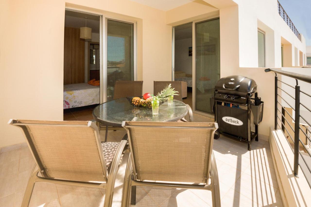 Seabreeze Apartment 200M Away From The Sea Paralimni Buitenkant foto