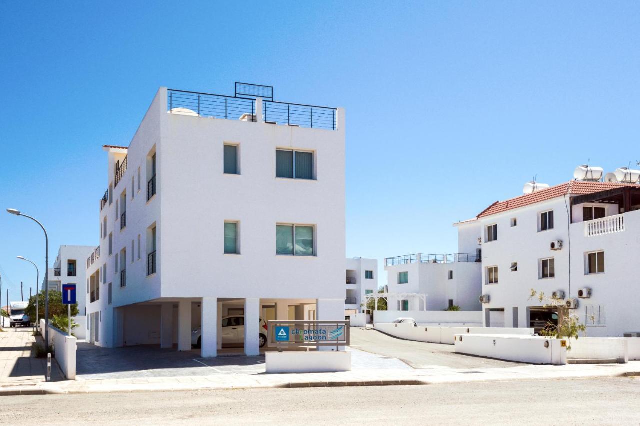 Seabreeze Apartment 200M Away From The Sea Paralimni Buitenkant foto